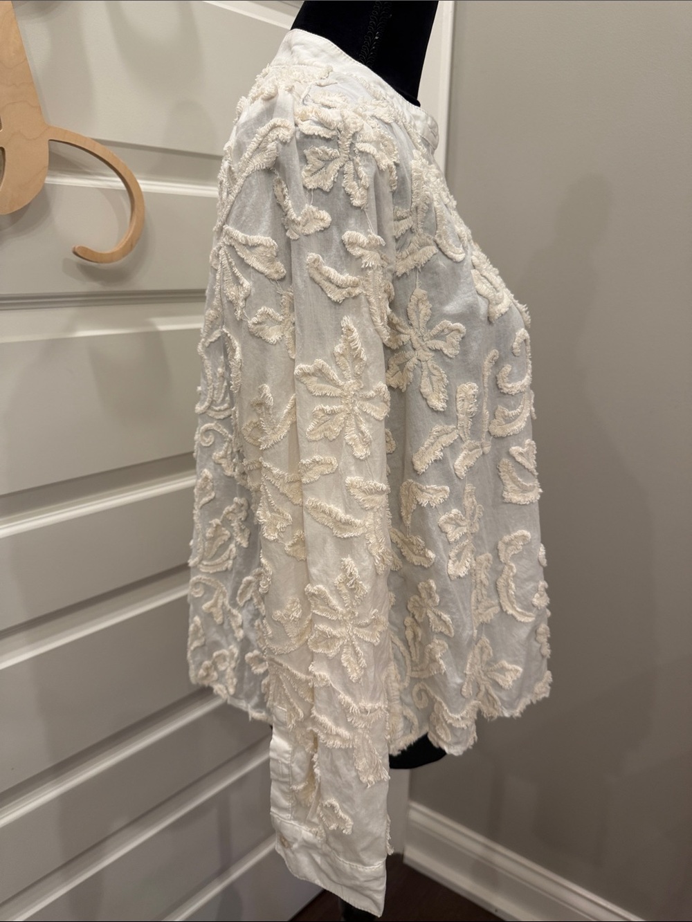 Anthropologie White Cream Embroidered Button-Up Blouse - Picture 4 of 5